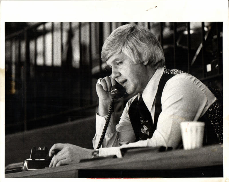 Early success, then an iron career, From Thunder Bay to the Motor City, What's in a name?, Retooling the Production Line, The end of a dynasty, A dimming light in Detroit, The numbers don't lie, Behind the numbers, The age of the "Dead Wings", Finally, in the rafters ... and in bronze