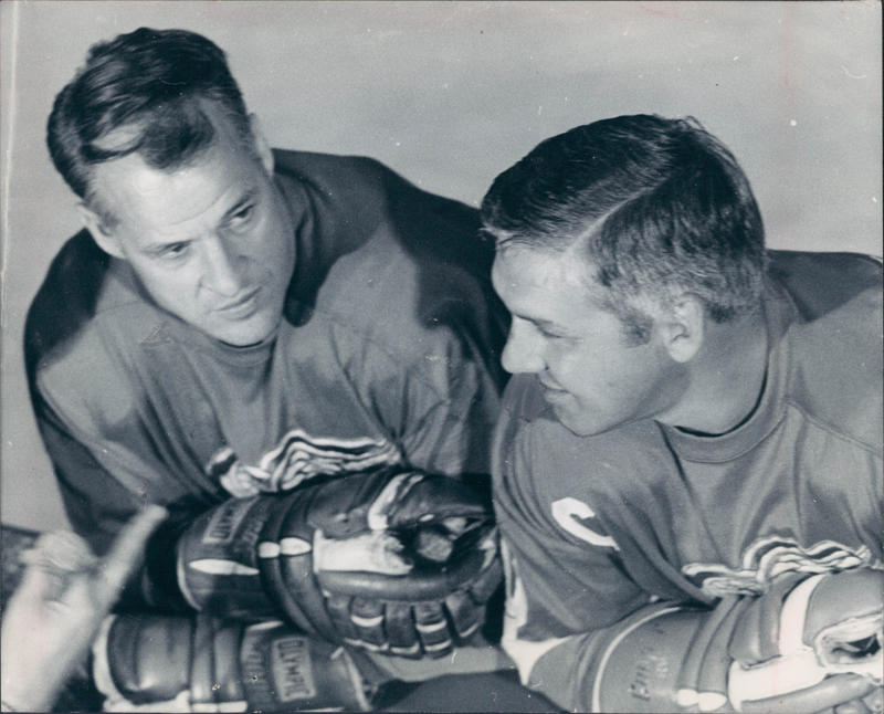 Early success, then an iron career, From Thunder Bay to the Motor City, What's in a name?, Retooling the Production Line, The end of a dynasty, A dimming light in Detroit, The numbers don't lie, Behind the numbers, The age of the "Dead Wings", Finally, in the rafters ... and in bronze