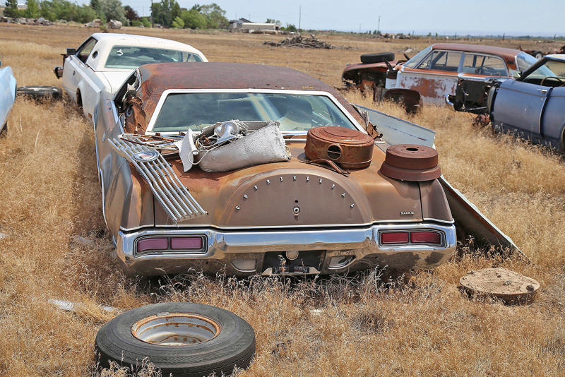 CADILLAC 1948, LINCOLN TOWN CAR 1978, NASH METROPOLITAN, CROSLEY 1948, FORD FALCON 1959, LINCOLN CONTINENTAL 1972, OLDSMOBILE NIGHTY EIGHT LIMOUSINE 1961, CHRYSLER WINDSOR 1960, NASH STATESMAN 1952, BUICK 1941, LINCOLN CONTINENTAL 1968, DODGE DART 1968, CADILLAC COUPE DEVILLE 1970, OLDSMOBILE NINETY EIGHT 1970, FWD SUCOE 1944, THAMES FREIGHTER 800, NASH AMBASSADOR SUPER 1956, BUICK RIVIERA 1972, PONTIAC STARCHIEF 1963, DODGE CORONET SIERRA 1952, HUDSON 1946, STUDEBAKER CHAMPION 1950, OLDSMOBILE 1940, NASH AMBASSADOR CUSTOM 1953, BUICK CENTURION 1973, CHRYSLER NEW YORKER DELUXE 1955, AUSTIN CAMBRIAN, STUDEBAKER COMMANDER CAMPER 1957, STUDEBAKER COMMANDER 1955, INTERNATIONAL C120, LAND ROVER DISCOVERY, PONTIAC SILVER STREAK 1950, PACKARD 200 1952, FWD MODEL HR 1950, CHEVROLET CORVAIR 1960, FORD B SERIES BUS, INTERNATIONAL KB2