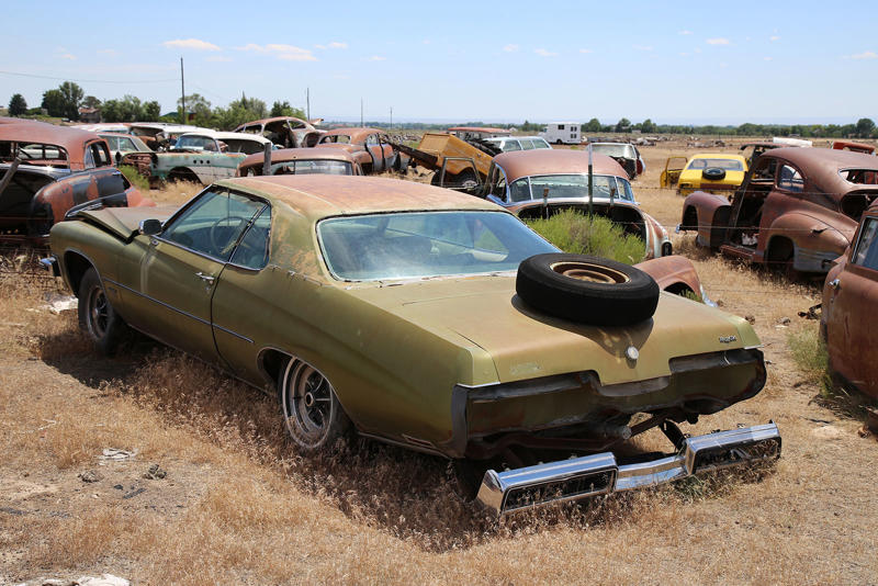 CADILLAC 1948, LINCOLN TOWN CAR 1978, NASH METROPOLITAN, CROSLEY 1948, FORD FALCON 1959, LINCOLN CONTINENTAL 1972, OLDSMOBILE NIGHTY EIGHT LIMOUSINE 1961, CHRYSLER WINDSOR 1960, NASH STATESMAN 1952, BUICK 1941, LINCOLN CONTINENTAL 1968, DODGE DART 1968, CADILLAC COUPE DEVILLE 1970, OLDSMOBILE NINETY EIGHT 1970, FWD SUCOE 1944, THAMES FREIGHTER 800, NASH AMBASSADOR SUPER 1956, BUICK RIVIERA 1972, PONTIAC STARCHIEF 1963, DODGE CORONET SIERRA 1952, HUDSON 1946, STUDEBAKER CHAMPION 1950, OLDSMOBILE 1940, NASH AMBASSADOR CUSTOM 1953, BUICK CENTURION 1973, CHRYSLER NEW YORKER DELUXE 1955, AUSTIN CAMBRIAN, STUDEBAKER COMMANDER CAMPER 1957, STUDEBAKER COMMANDER 1955, INTERNATIONAL C120, LAND ROVER DISCOVERY, PONTIAC SILVER STREAK 1950, PACKARD 200 1952, FWD MODEL HR 1950, CHEVROLET CORVAIR 1960, FORD B SERIES BUS, INTERNATIONAL KB2