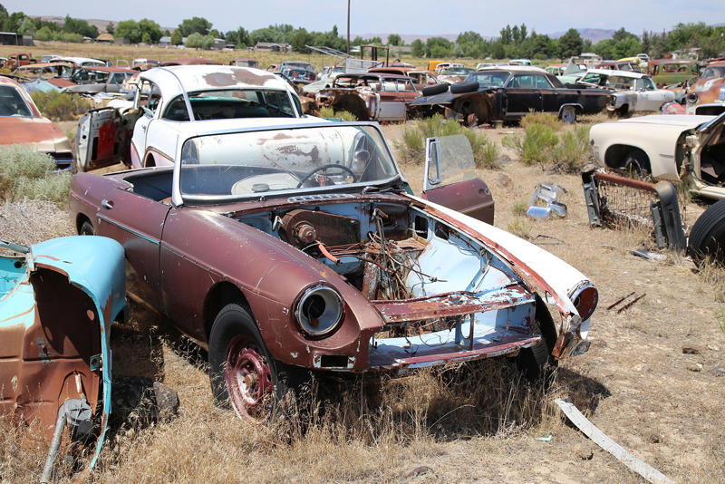 CADILLAC 1948, LINCOLN TOWN CAR 1978, NASH METROPOLITAN, CROSLEY 1948, FORD FALCON 1959, LINCOLN CONTINENTAL 1972, OLDSMOBILE NIGHTY EIGHT LIMOUSINE 1961, CHRYSLER WINDSOR 1960, NASH STATESMAN 1952, BUICK 1941, LINCOLN CONTINENTAL 1968, DODGE DART 1968, CADILLAC COUPE DEVILLE 1970, OLDSMOBILE NINETY EIGHT 1970, FWD SUCOE 1944, THAMES FREIGHTER 800, NASH AMBASSADOR SUPER 1956, BUICK RIVIERA 1972, PONTIAC STARCHIEF 1963, DODGE CORONET SIERRA 1952, HUDSON 1946, STUDEBAKER CHAMPION 1950, OLDSMOBILE 1940, NASH AMBASSADOR CUSTOM 1953, BUICK CENTURION 1973, CHRYSLER NEW YORKER DELUXE 1955, AUSTIN CAMBRIAN, STUDEBAKER COMMANDER CAMPER 1957, STUDEBAKER COMMANDER 1955, INTERNATIONAL C120, LAND ROVER DISCOVERY, PONTIAC SILVER STREAK 1950, PACKARD 200 1952, FWD MODEL HR 1950, CHEVROLET CORVAIR 1960, FORD B SERIES BUS, INTERNATIONAL KB2