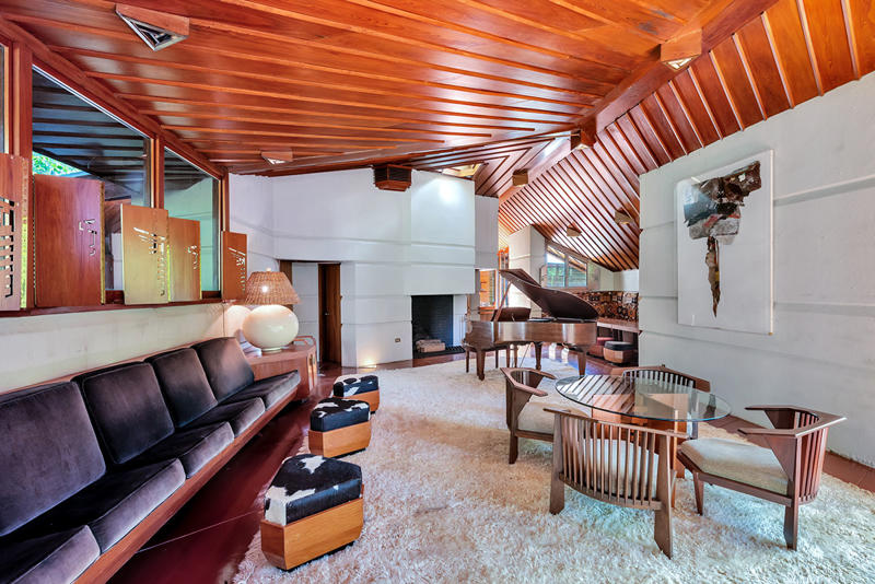 Frank Lloyd Wright's Fountainhead House in Photos