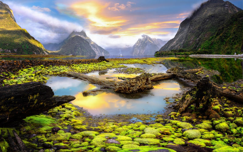 1. Seychelles, How to do it, 2. Hawaii, How to do it, 3. Baltic, How to do it, 4. Galapagos Islands, How to do it, 5. America’s Great Lakes, How to do it, 6. Australia and New Zealand, How to do it, 7. Japan, How to do it, 8. New England, How to do it, 9. South Africa, How to do it, 10. Arabian Gulf, How to do it