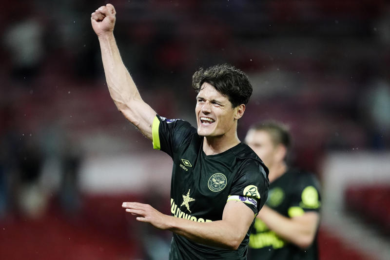 Transfer news live, Arsenal close in on Viktor Gyokeres, Transfer news live, Arsenal lead Eberechi Eze race over Tottenham, Goalkeeper Danny Ward returns to hometown club Wrexham, Gyokeres gives Sporting ultimatum, Arsenal switch sights to Hugo Ekitike after Benjamin Sesko talks stall, Man United and Juve locked in Sancho talks, Liverpool turn attention to Marc Guehi, Arsenal plan Norgaard medical, Semenyo signs Bournemouth extension, Arsenal sign goalkeeper Kepa Arrizabalaga from Chelsea, Arsenal lead Eberechi Eze race over Tottenham, Arsenal plan Norgaard medical, Brentford chief provides update on Bryan Mbeumo future, Tottenham target Mohammed Kudus, Ollie Watkins emerges as Manchester United transfer target, DONE DEAL: Aston Villa snap up Dutch youngster, Kenny Tete set to stay at Fulham?, List of Premier League free agents, West Ham chasing El Hadji Malick Diouf, Goalkeeper Danny Ward returns to hometown club Wrexham, Real Madrid set hefty price for Rodrygo, Gyokeres gives Sporting ultimatum, Done deal! Arsenal complete Kepa signing from Chelsea, Arsenal switch sights to Hugo Ekitike after Benjamin Sesko talks stall, Jamie Gittens to have Chelsea medical after £55m offer accepted, Man United and Juve locked in Sancho talks, Marcus Rashford returns to Manchester United after Aston Villa decline permanent deal, Aston Villa sell young striker to Hull City with sell-on clause included, Southampton reject bid for Taylor Harwood-Bellis, Arsenal not looking to sell Gabriel Martinelli, Borussia Dortmund exploring deal for Chelsea starlet Josh Acheampong, PSV reject deal for Tyrell Malacia, Jonny Evans confirms retirement after taking up new Manchester United role, Tammy Abraham set to seal Besiktas move, Dominic Calvert-Lewin leaves Everton after nine years on Merseyside, Joao Pedro set to complete Chelsea move, Liverpool set Harvey Elliott price tag, Brentford chief provides update on Bryan Mbeumo future, Ollie Watkins emerges as Manchester United transfer target, Liverpool insist Luis Diaz is not for sale after Barcelona approach rebuffed, Bayern Munich add Luis Diaz to shortlist, Tottenham target Mohammed Kudus, Crystal Palace eye double swoop for Middlesborough pair, Gyokeres gives Sporting ultimatum, Inamura on his way to Celtic, Nottingham Forest end interest in Timothy Weah, Seamus Coleman extends Everton stay into 17th season after signing new deal, Real Madrid set hefty price for Rodrygo, Bradley Barcola on Arsenal's radar?, Jamie Gittens to have Chelsea medical after £55m offer accepted, Bryan Mbeumo intent on Manchester United move, Chelsea agree deal for Brighton's Joao Pedro, Arsenal switch sights to Hugo Ekitike after Benjamin Sesko talks stall, Liverpool turn attention to Marc Guehi, Arsenal plan Norgaard medical, Arsenal lead Eberechi Eze race over Tottenham