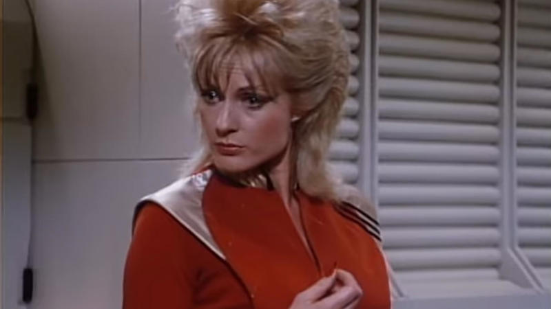 June Chadwick: Lydia Sci-fi series of the 80s: 'V', Jane Badler: Diana, Jane Badler after the series, Nicky Katt: Sean Donovan, Nicky Katt after the series, Faye Grant: Julie Parrish, Faye Grant after the series, June Chadwick: Lydia, June Chadwick after the series, Robert Englund: Willie, Robert Englund after the series, Andrew Prine: Steven, Andrew Prine after the series, Marc Singer: Mike Donovan, Marc Singer after the series, Judson Scott: Lieutenant James, Judson Scott after the series, Richard Herd: John, Richard Herd after the series, Michael Wright: Elias Taylor, Michael Wright after the series, Lane Smith: Nathan Bates, Lane Smith after the series, Jeff Yagher: Kyle Bates, Jeff Yagher after the series, Michael Ironside: Ham Tyler, Michael Ironside after the series, Jennifer Cooke: Elizabeth, Jennifer Cooke after the series, Blair Tefkin: Robin Maxwell, Blair Tefkin after the series, Aki Aleong: Mr. Chiang, Aki Aleong after series, Duncan Regehr: Charles