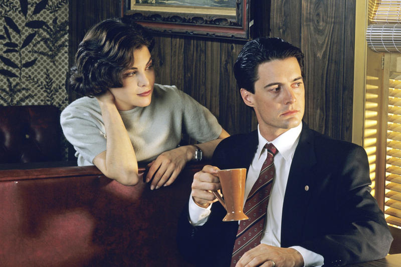 The best of television, 'Breaking Bad', 'The Sopranos', 'The Wire', 'Game of Thrones', 'Mad Men', 'Seinfeld', 'The Simpsons', 'Fleabag', 'The Twilight Zone', 'Chernobyl', 'The Office', 'Stranger Things', 'Twin Peaks', 'The Crown'
