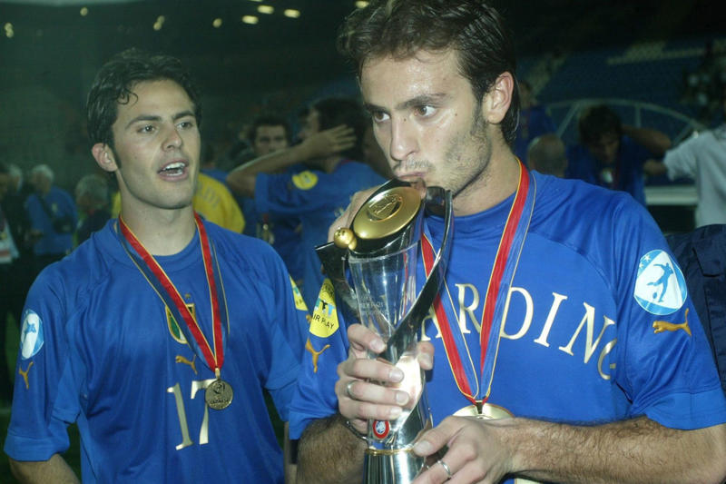 Alberto Gilardino (2004) A rising star, The winners, Petr Čech (2002), Alberto Gilardino (2004), Klaas-Jan Huntelaar (2006), Royston Drenthe (2007), Marcus Berg (2009), Juan Mata (2011), William Carvalho (2015), Dani Ceballos (2017), Fabian Ruiz (2019), Fabio Vieira (2021), Anthony Gordon (2023)