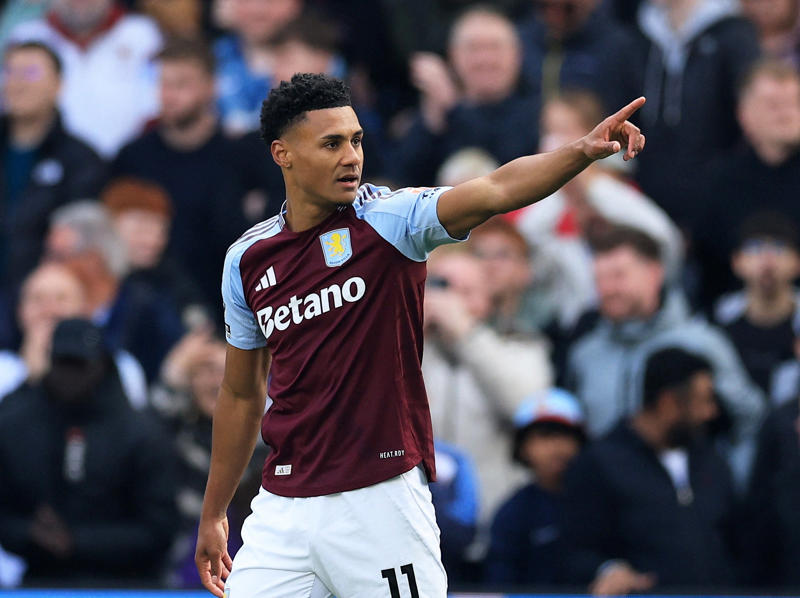 Transfer news live, Newcastle still chasing James Trafford, Richarlison on the move?, Tammy Abraham joins Besiktas on loan, Lawrence Shankland returns to Hearts, Arsenal learn Williams release clause, Como set to sign star Celtic winger Nicolas Kuhn, Nico Williams signs monster contract with Athletic Club, Brentford hold firm on Bryan Mbeumo price, Southampton reject bid for Taylor Harwood-Bellis, Arsenal given Rodrygo boost?, Tomiyasu to leave Arsenal, Kenny Tete ends speculation over future by signing new Fulham deal, Hurzeler on keeping Mitoma, Mitoma wants to stay at Brighton, Arsenal lead Eberechi Eze race over Tottenham, Viktor Gyokeres agrees deal with Arsenal?, Antoine Semenyo signs new Bournemouth contract, United to get deal for Dumfries?, Tottenham target Mohammed Kudus, Man City begin Ruben Dias contract extension talks, Bayern want Rashford?, Mosquera wants to leave Valencia amid Arsenal interest, Ollie Watkins emerges as Manchester United transfer target, Dortmund confirm Jamie Gittens agreement, Newcastle submit improved bid for Anthony Elanga