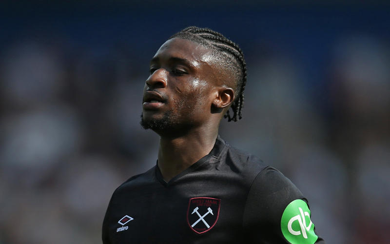 Latest transfer news headlines, Arsenal set new Gyokeres deadline, Osimhen chooses Man Utd move, Chelsea in talks over Dibling deal, Arsenal get huge Rodrygo boost, Madueke wants Arsenal move, Rashford chooses preferred next club, Woltemade to Bayern hits pothole, Calvert-Lewin receives Premier League, Bundesliga offers, DONE DEAL: Chelsea wonderkid joins Torino, Nwaneri in contract talks, Eze to push for Arsenal switch, Juventus to terminate Vlahovic?, DONE DEAL: Jonathan David joins Juventus, Martinelli to Saudi Arabia?, More on Gittens and Chelsea, Kyle Walker set for shock move, DONE DEAL: Keane extends Everton deal, Manchester City eye Inter defender, NEW: Man United tried for Ndidi last summer, Cunha handed No10 shirt, Man Utd quintet hand in transfer requests, Coutinho leaves Villa, Brownhill Burnley future uncertain, Hirst commits future to Ipswich, Scalvini top Newcastle target, Rashford to return to Man Utd, Galbraith set for Swans, David jets in for Juve medical, Cajuste attracting suitors, Charlton add Bell, Spurs appoint Martin Ho, Al-Nassr turn attention to Martinelli, Arsenal and Chelsea keeping tabs on Smit, Dumfries' release clause, Silva turns down Saudi, Williams speaks on new Bilbao deal, Man Utd not pursuing Calvert-Lewin, Tomiyasu to leave Arsenal, Nico Williams signs new deal, Man City appoint Andree Jeglertz, Arteta and Heinze set for Arsenal reunion, Gittens set for Chelsea move, DONE DEAL, David arrives for medical, Rodrygo boost, Arsenal to appoint Gabriel Heinze, Newcastle launch second Elanga bid, Arsenal hold fresh Madueke talks, Spurs looking to sell Richarlison, Diouf unimpressed by Burnley demands, Milambo signs for Brentford, Bournemouth close in on Diakite, Man City appoint Jeglertz, Newcastle launch Elanga bid, Gittens 'on verge' of Chelsea move, Milan complete Ricci deal, Shankland ends Hearts saga, Como to sign Kuhn, Pogba speaks on Monaco tears, Abraham joins Besiktas, Rodrygo set to leave Real, Juve keen on Sancho, but there is major stumbling block, Gittens latest, Manchester United in race against time to sign Mbeumo, Palace stand firm on Eze valuation, Conte targets £52m Lookman transfer, Sancho closing in on Man Utd exit, Sesko to Arsenal latest, Strasbourg agree deal for Chelsea target, PSG to rival Arsenal for Rodrygo, Man Utd prepare £43m Fabian Ruiz bid, Chelsea hold talks for Coulibaly, Arsenal given new Nico Williams hope, Chelsea eye Casado deal, Lookman price, Everton deal close, Arsenal get Cristhian Mosquera boost, Man Utd to sign Mbeumo this week, Sunderland close to Petrovic deal, New Tottenham bid for Kudus expected, Liverpool target Lukeba deal, Mosquera to Arsenal latest, Man Utd step up Watkins move, Arsenal handed new Rodrygo boost, Chelsea make shock bid for Real Madrid hero, Gyokeres agrees Arsenal deal, Chelsea exits, Kaoru Mitoma wants Brighton stay, DEAL AGREED, Joao Pedro shirt number, Giroud on Lille move, Crystal Palace make formal offer for Eze replacement, Pedro debut?, Juventus book David medical, Man Utd step up interest in '£60m' Watkins, DONE DEAL, New-look Chelsea, Fulham vindication, Premier League sides circle Leipzig star, Dani Olmo speaks out on Luis Diaz and Nico Williams