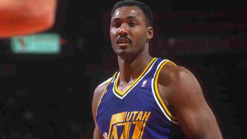 Atlanta Hawks – Dominique Wilkins, Boston Celtics – Bill Russell, Brooklyn Nets – Jason Kidd, Charlotte Hornets – Kemba Walker, Chicago Bulls – Michael Jordan, Cleveland Cavaliers – LeBron James, Detroit Pistons – Isiah Thomas, Indiana Pacers – Reggie Miller, Miami Heat – Dwyane Wade, Milwaukee Bucks – Kareem Abdul-Jabbar, New York Knicks – Patrick Ewing, Orlando Magic – Dwight Howard, Philadelphia 76ers – Julius Erving, Toronto Raptors – Kyle Lowry, Washington Wizards – Wes Unseld, Dallas Mavericks – Dirk Nowitzki, Denver Nuggets – Nikola Jokić, Golden State Warriors – Stephen Curry, Houston Rockets – Hakeem Olajuwon, LA Clippers – Chris Paul, Los Angeles Lakers – Magic Johnson, Memphis Grizzlies – Marc Gasol, Minnesota Timberwolves – Kevin Garnett, New Orleans Pelicans – Anthony Davis, Oklahoma City Thunder – Kevin Durant, Phoenix Suns – Steve Nash, Portland Trail Blazers – Clyde Drexler, Sacramento Kings – Chris Webber, San Antonio Spurs – Tim Duncan, Utah Jazz – Karl Malone