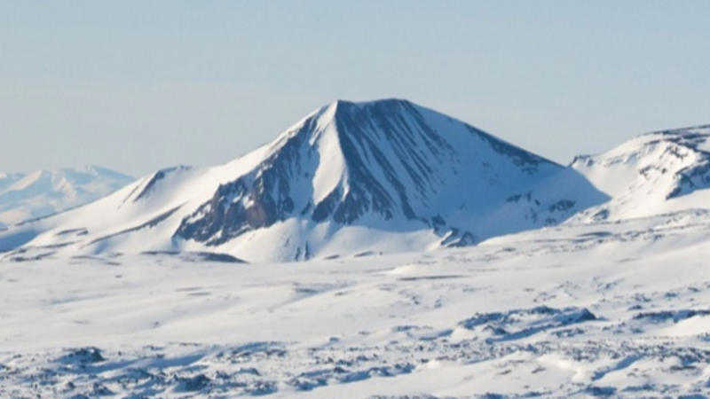 Frozen Past, Volcanic Formation, Indigenous Settlement, Clan Structure, Language Heritage, Territorial Extent, Resource Conflicts, Cultural Continuity, Sacred Territory, Geological Complexity, Glacial History, Drainage System, Modern Ice Cap, Access Restrictions, Volcanic Hazards, Obsidian Quarrying, Trade Networks, Seasonal Hunting, Avalanche Tragedy, Traditional Tools, Cultural Practices, Climate Warming, Ice Melting, Research Planning, Summer Expedition, Research Team Details, Ice Patch Survey, First Discoveries, Preservation Methods, Initial Analysis, Birch Containers, Birch Containers (Cont.), Stitched Footwear, Stitched Footwear (Cont.), Antler Tools, Walking Staffs, FactinateDating Process, 7000-Year Span, Cultural Layers, Obsidian Context, Museum Transfer, Heritage Recognition, Preservation Urgency