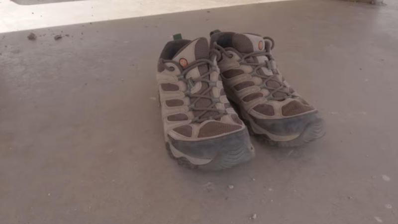 2. Merrell Moab 3 1. Salomon X Ultra 4 GTX, 2. Merrell Moab 3, 3. HOKA Anacapa Low GTX, 4. Altra Lone Peak 8, 5. La Sportiva Spire GTX, 6. Adidas Terrex Swift R3, 7. KEEN Targhee III Waterproof, 8. Lowa Renegade GTX Mid, 9. Scarpa Rush TRK GTX, 10. The North Face Vectiv Exploris 2, 11. Columbia Facet 75 Outdry, 12. Vasque Breeze LT NTX, 13. Oboz Sawtooth X Low, 14. Danner Trail 2650, 15. Arc'teryx Aerios FL GTX, 16. Inov-8 Roclite G 345, 17. Asolo Falcon GV, 18. ECCO Biom 2.1 X Country, 19. Timberland Garrison Trail, 20. Jack Wolfskin Force Striker Texapore