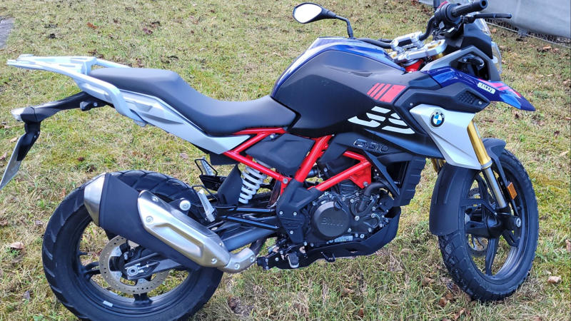 1. Honda NC750X DCT, 2. Yamaha MT-07, 3. Kawasaki Versys-X 300, 4. Suzuki V-Strom 250, 5. Royal Enfield Hunter 350, 6. Honda Grom 125, 7. Honda Super Cub C125, 8. KTM 390 Duke, 9. Yamaha YZF-R3, 10. Kawasaki Z125 Pro, 11. BMW G 310 GS, 12. Zero S ZF7.2 (Electric), 13. Suzuki DR200S, 14. CFMoto 300NK, 15. SYM Wolf Classic 150, 16. Honda CB300R, 17. Piaggio Liberty 150, 18. Kymco Like 150i, 19. Genuine G400C, 20. Aprilia Tuono 660