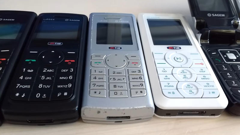 3. Sagem 1. Siemens Mobile, 3. Sagem, 4. Kyocera, 5. NEC Mobile, 6. Panasonic Mobile, 7. Ericsson, 8. Alcatel (Pre-TCL), 9. i-mate, 10. Vertu, 1. Apple, 2. Samsung, 3. Xiaomi, 6. Huawei, 7. OnePlus, 8. Motorola (Lenovo), 9. Google (Pixel), 10. Transsion (Tecno, Infinix, itel)