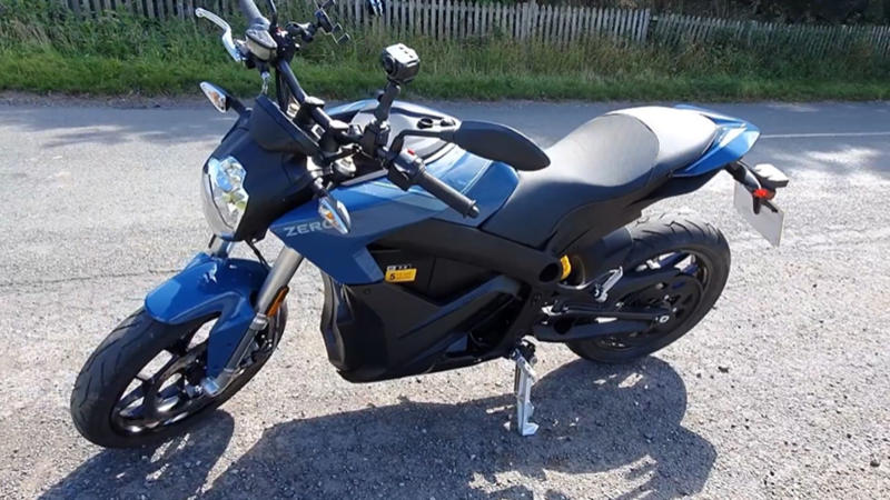 1. Honda NC750X DCT, 2. Yamaha MT-07, 3. Kawasaki Versys-X 300, 4. Suzuki V-Strom 250, 5. Royal Enfield Hunter 350, 6. Honda Grom 125, 7. Honda Super Cub C125, 8. KTM 390 Duke, 9. Yamaha YZF-R3, 10. Kawasaki Z125 Pro, 11. BMW G 310 GS, 12. Zero S ZF7.2 (Electric), 13. Suzuki DR200S, 14. CFMoto 300NK, 15. SYM Wolf Classic 150, 16. Honda CB300R, 17. Piaggio Liberty 150, 18. Kymco Like 150i, 19. Genuine G400C, 20. Aprilia Tuono 660