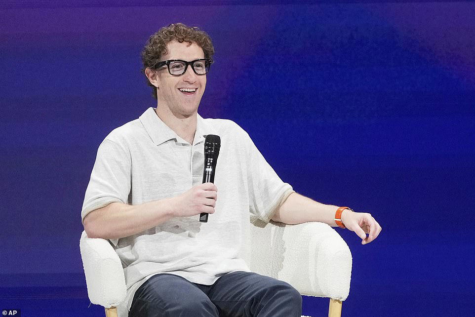 Zuckerberg reportedly kicked out of Oval Office after White House tour