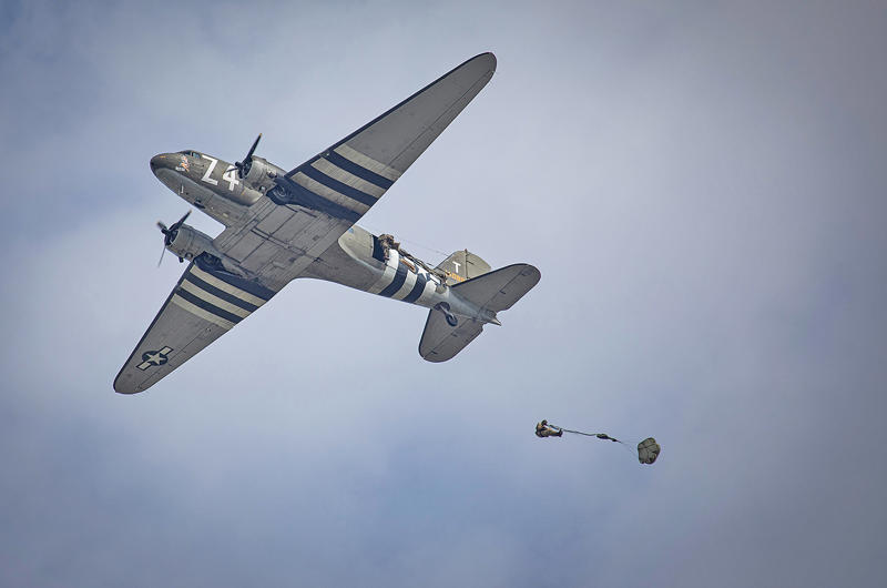 9: Douglas C-47/DC-3 11: Boeing 747, 10: Focke-Wulf Fw 200 Condor, 9: Douglas C-47/DC-3, 8: Airbus A330 MRTT, 7: Boeing 737, 6: de Havilland Comet/Nimrod, 5: HFB 320 Hansa, 4: Sud Aviation SE 210 Caravelle, 3: Lockheed Constellation, 2: Vickers VC10, 1: Tupolev Tu-116