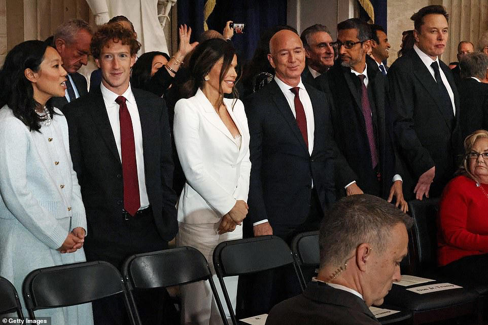 Zuckerberg reportedly kicked out of Oval Office after White House tour