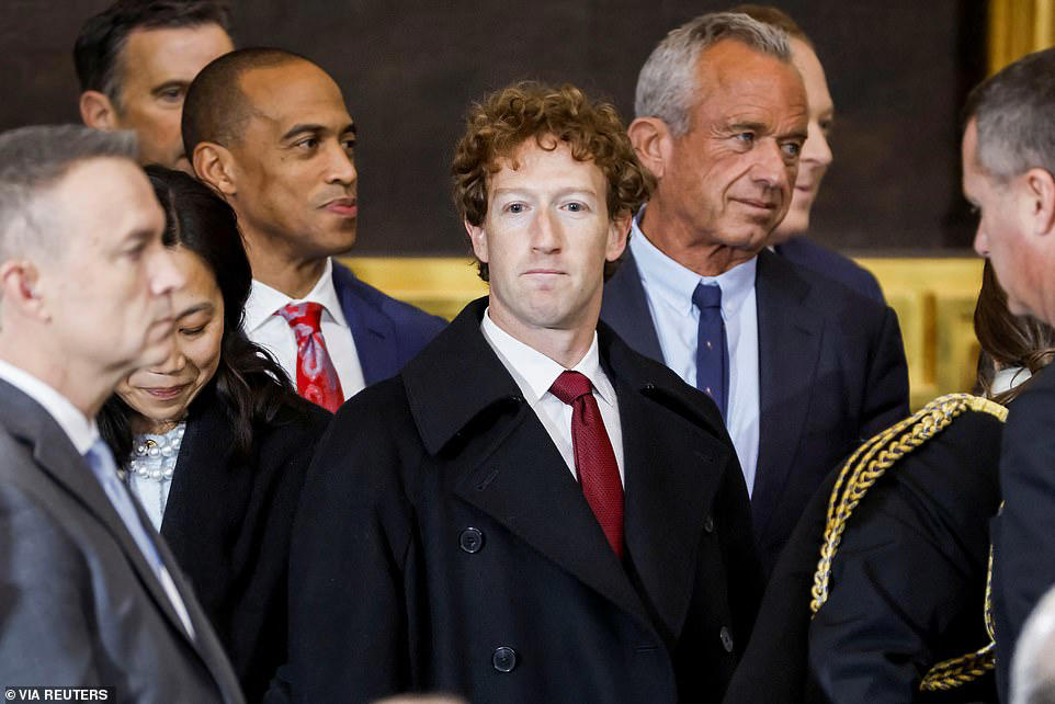 Zuckerberg reportedly kicked out of Oval Office after White House tour