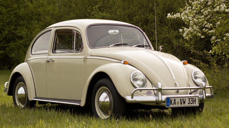Cars That Carry A Flag, Lamborghini Miura, The Answer, Toyota 2000GT, Volkswagen Beetle, Ford GT40, Citroen DS, Datsun 240Z, Rolls-Royce Phantom, Renault 5 Turbo, Chevrolet Corvette C1, Koenigsegg Jesko, Fiat 500 (Cinquecento), Aston Martin DB5, Hyundai Pony, Tatra 87, Mazda MX-5 Miata NA, BMW M3 E30, Volvo P1800, Peugeot 205 GTI, Pontiac Firebird Trans Am, Pagani Zonda, SAAB 900 Turbo, Porsche 911 (1964)