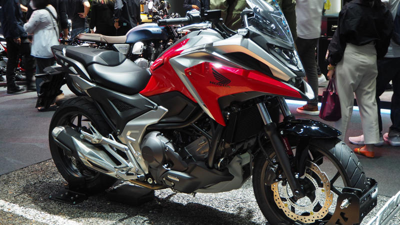 1. Honda NC750X DCT, 2. Yamaha MT-07, 3. Kawasaki Versys-X 300, 4. Suzuki V-Strom 250, 5. Royal Enfield Hunter 350, 6. Honda Grom 125, 7. Honda Super Cub C125, 8. KTM 390 Duke, 9. Yamaha YZF-R3, 10. Kawasaki Z125 Pro, 11. BMW G 310 GS, 12. Zero S ZF7.2 (Electric), 13. Suzuki DR200S, 14. CFMoto 300NK, 15. SYM Wolf Classic 150, 16. Honda CB300R, 17. Piaggio Liberty 150, 18. Kymco Like 150i, 19. Genuine G400C, 20. Aprilia Tuono 660