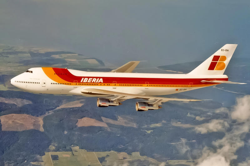 11: Boeing 747 11: Boeing 747, 10: Focke-Wulf Fw 200 Condor, 9: Douglas C-47/DC-3, 8: Airbus A330 MRTT, 7: Boeing 737, 6: de Havilland Comet/Nimrod, 5: HFB 320 Hansa, 4: Sud Aviation SE 210 Caravelle, 3: Lockheed Constellation, 2: Vickers VC10, 1: Tupolev Tu-116