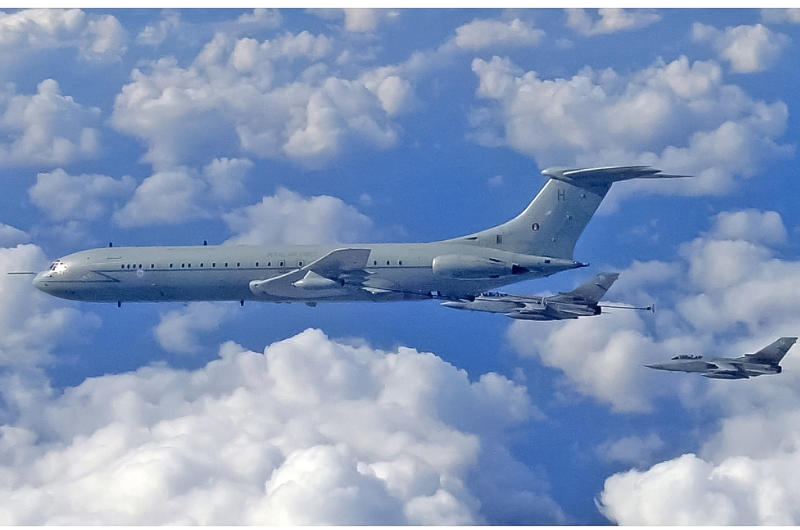 2: Vickers VC10 11: Boeing 747, 10: Focke-Wulf Fw 200 Condor, 9: Douglas C-47/DC-3, 8: Airbus A330 MRTT, 7: Boeing 737, 6: de Havilland Comet/Nimrod, 5: HFB 320 Hansa, 4: Sud Aviation SE 210 Caravelle, 3: Lockheed Constellation, 2: Vickers VC10, 1: Tupolev Tu-116