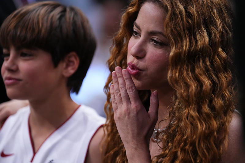 Shakira's boys make their musical debut with ‘The One’, Choosing music over football?, Enrolled in a music academy, Their song, Young talents, A proud and emotional mom, A very special musical project, Cheering on her boys, The music video debut, Milan’s moment on drums, Sasha’s sweet vocals, Music in their DNA, They’ve sung with Shakira before, Overcoming a tough time for the family, Now forging their own path