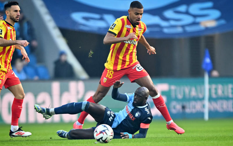 Latest transfer news headlines, Gyokeres to Arsenal fee revealed, Tottenham get Kudus boost, Arsenal reveal Martin Zubimendi shirt number, Gyokeres to Arsenal update, Arsenal close in on Gyokeres, Arteta: Zubimendi could be key signing for Arsenal, Arsenal confirm Zubimendi signing, Kudus to Tottenham update, Barcelona to step up Rashford move, Spurs eye Kudus alternative, Chelsea outcast eyes homecoming, Tottenham plan second Kudus bid next week, Man Utd make shock move for Calvert-Lewin, Arsenal in Gyokeres breakthrough, Nwaneri to Chelsea twist, Arsenal plot opening Madueke bid, Reece James sends fitness update, Fran Garcia on his future, Nwaneri 'reluctant' to sign new Arsenal deal, Chelsea and Arsenal to hold Madueke talks, Tottenham plot second bid for Kudus after £50m offer rejected, Walker speaks on shock Burnley move, Porto chasing Sainz, Jackson future in doubt?, No offers for Madueke, Stoke land Mubama, Watford sign Semedo, Done deal! Brighton land left-back, Chelsea interested in Nwaneri, Arsenal agree Madueke deal, Done deal! Chelsea sign Gittens, Arsenal face new Rodrygo rival, Arsenal step up Madueke talks, Gyokeres set for Sporting return, Maksym Taloverov joins Stoke, Arsenal get Madueke boost, Man Utd reveal Leon plan, Walker reacts to Burnley move, Man Utd confirm Leon signing, DONE DEAL, Arsenal 'prepare' Gyokeres move, Palmer praises Estevao, Man Utd stars to seek summer moves, Cunha shirt number, Gittens announcement imminent, Maresca on Madueke's future, Arsenal set new Gyokeres deadline, Osimhen chooses Man Utd move, Chelsea in talks over Dibling deal, Arsenal get huge Rodrygo boost, Madueke wants Arsenal move, Rashford chooses preferred next club, Woltemade to Bayern hits pothole, Calvert-Lewin receives Premier League, Bundesliga offers, DONE DEAL: Chelsea wonderkid joins Torino, Nwaneri in contract talks, Eze to push for Arsenal switch, Juventus to terminate Vlahovic?, DONE DEAL: Jonathan David joins Juventus, Martinelli to Saudi Arabia?, More on Gittens and Chelsea, Kyle Walker set for shock move, DONE DEAL: Keane extends Everton deal, Manchester City eye Inter defender, NEW: Man United tried for Ndidi last summer, Cunha handed No10 shirt, Man Utd quintet hand in transfer requests, Coutinho leaves Villa, Brownhill Burnley future uncertain, Hirst commits future to Ipswich, Scalvini top Newcastle target, Rashford to return to Man Utd, Galbraith set for Swans, David jets in for Juve medical, Cajuste attracting suitors, Charlton add Bell, Spurs appoint Martin Ho, Al-Nassr turn attention to Martinelli, Arsenal and Chelsea keeping tabs on Smit, Dumfries' release clause, Silva turns down Saudi, Williams speaks on new Bilbao deal, Man Utd not pursuing Calvert-Lewin, Tomiyasu to leave Arsenal, Nico Williams signs new deal, Man City appoint Andree Jeglertz, Arteta and Heinze set for Arsenal reunion, Gittens set for Chelsea move, DONE DEAL, David arrives for medical, Rodrygo boost, Arsenal to appoint Gabriel Heinze, Newcastle launch second Elanga bid, Arsenal hold fresh Madueke talks, Spurs looking to sell Richarlison, Diouf unimpressed by Burnley demands, Milambo signs for Brentford, Bournemouth close in on Diakite, Man City appoint Jeglertz, Newcastle launch Elanga bid