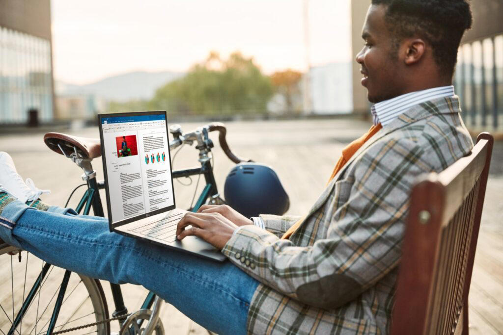 A new hybrid approach to AI, Performance gets a serious boost, Designed for life on the move, Better connected than ever, Specifications