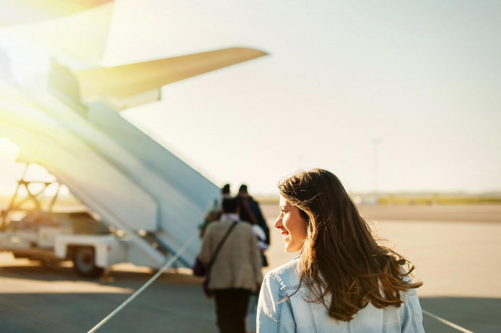Here’s why we always board flights on the left side of the plane