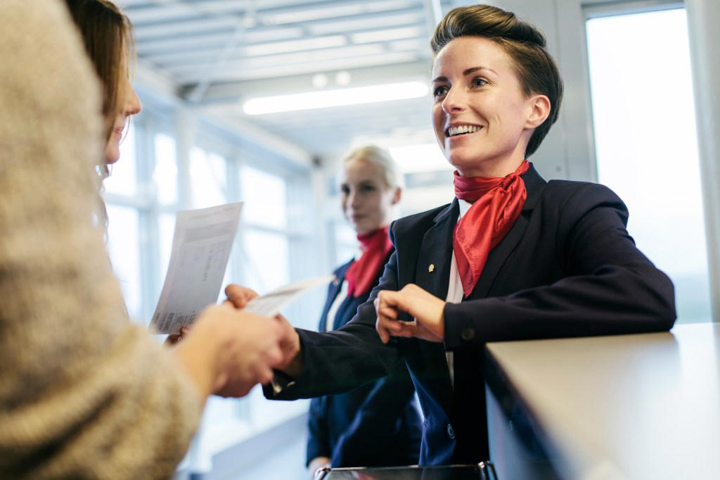 Here’s why we always board flights on the left side of the plane