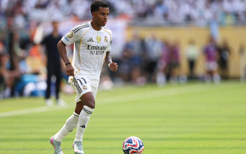 Latest transfer news headlines, Arsenal set new Gyokeres deadline, Osimhen chooses Man Utd move, Chelsea in talks over Dibling deal, Arsenal get huge Rodrygo boost, Madueke wants Arsenal move, Rashford chooses preferred next club, Woltemade to Bayern hits pothole, Calvert-Lewin receives Premier League, Bundesliga offers, DONE DEAL: Chelsea wonderkid joins Torino, Nwaneri in contract talks, Eze to push for Arsenal switch, Juventus to terminate Vlahovic?, DONE DEAL: Jonathan David joins Juventus, Martinelli to Saudi Arabia?, More on Gittens and Chelsea, Kyle Walker set for shock move, DONE DEAL: Keane extends Everton deal, Manchester City eye Inter defender, NEW: Man United tried for Ndidi last summer, Cunha handed No10 shirt, Man Utd quintet hand in transfer requests, Coutinho leaves Villa, Brownhill Burnley future uncertain, Hirst commits future to Ipswich, Scalvini top Newcastle target, Rashford to return to Man Utd, Galbraith set for Swans, David jets in for Juve medical, Cajuste attracting suitors, Charlton add Bell, Spurs appoint Martin Ho, Al-Nassr turn attention to Martinelli, Arsenal and Chelsea keeping tabs on Smit, Dumfries' release clause, Silva turns down Saudi, Williams speaks on new Bilbao deal, Man Utd not pursuing Calvert-Lewin, Tomiyasu to leave Arsenal, Nico Williams signs new deal, Man City appoint Andree Jeglertz, Arteta and Heinze set for Arsenal reunion, Gittens set for Chelsea move, DONE DEAL, David arrives for medical, Rodrygo boost, Arsenal to appoint Gabriel Heinze, Newcastle launch second Elanga bid, Arsenal hold fresh Madueke talks, Spurs looking to sell Richarlison, Diouf unimpressed by Burnley demands, Milambo signs for Brentford, Bournemouth close in on Diakite, Man City appoint Jeglertz, Newcastle launch Elanga bid, Gittens 'on verge' of Chelsea move, Milan complete Ricci deal, Shankland ends Hearts saga, Como to sign Kuhn, Pogba speaks on Monaco tears, Abraham joins Besiktas, Rodrygo set to leave Real, Juve keen on Sancho, but there is major stumbling block, Gittens latest, Manchester United in race against time to sign Mbeumo, Palace stand firm on Eze valuation, Conte targets £52m Lookman transfer, Sancho closing in on Man Utd exit, Sesko to Arsenal latest, Strasbourg agree deal for Chelsea target, PSG to rival Arsenal for Rodrygo, Man Utd prepare £43m Fabian Ruiz bid, Chelsea hold talks for Coulibaly, Arsenal given new Nico Williams hope, Chelsea eye Casado deal, Lookman price, Everton deal close, Arsenal get Cristhian Mosquera boost, Man Utd to sign Mbeumo this week, Sunderland close to Petrovic deal, New Tottenham bid for Kudus expected, Liverpool target Lukeba deal, Mosquera to Arsenal latest, Man Utd step up Watkins move, Arsenal handed new Rodrygo boost, Chelsea make shock bid for Real Madrid hero, Gyokeres agrees Arsenal deal, Chelsea exits, Kaoru Mitoma wants Brighton stay, DEAL AGREED, Joao Pedro shirt number, Giroud on Lille move, Crystal Palace make formal offer for Eze replacement, Pedro debut?, Juventus book David medical, Man Utd step up interest in '£60m' Watkins, DONE DEAL, New-look Chelsea, Fulham vindication, Premier League sides circle Leipzig star, Dani Olmo speaks out on Luis Diaz and Nico Williams