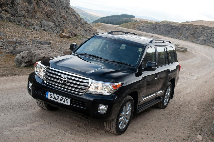 Toyota Land Cruiser The mighty V8 is falling., Aston Martin V8 Vantage, Bentley Arnage T, Cadillac CTS-V, Chevrolet Corvette, Daimler SP250, Dodge Challenger, Ferrari 355, Ford Mustang, Jaguar XJR, Jensen Interceptor, Lotus Esprit, McLaren P1, Mercedes-AMG C63, Morgan Plus 8, Porsche 928, Range Rover, Rolls-Royce Silver Shadow, Rover P5B, Toyota Land Cruiser, Vauxhall VXR8