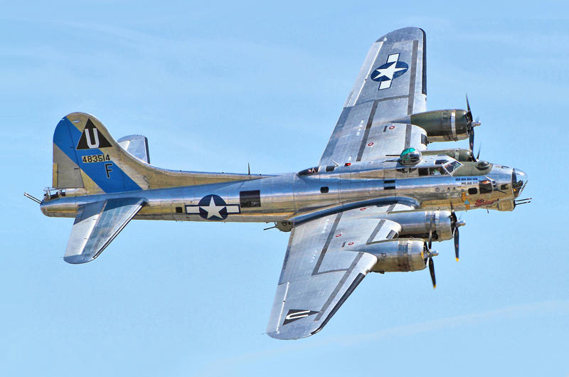 8: Boeing B-17 Flying Fortress (1938) 10. de Havilland Mosquito (1940), 10: de Havilland Mosquito, 9: Republic P-47 Thunderbolt (1941), 9: Republic P-47 Thunderbolt, 8: Boeing B-17 Flying Fortress (1938), 8: Boeing B-17 Flying Fortress, 7: Douglas C-47/DC-3 (1935), 7: Douglas C-47/DC-3, 6: Mil Mi-24 ‘Hind’ (1969), 6: Mil Mi-24 'Hind', 5: Avro Shackleton (1949), 5: Avro Shackleton, 4: Grumman F-14 Tomcat (1970), 4: Grumman F-14 Tomcat, 3: A-10 Thunderbolt II, 3: F-4 Phantom II, 3: C-130 Hercules, 2: Tupolev Tu-95 ‘Bear’ (1952), 2: Tupolev Tu-95 'Bear', 1: Boeing B-52 Stratofortress (1952)