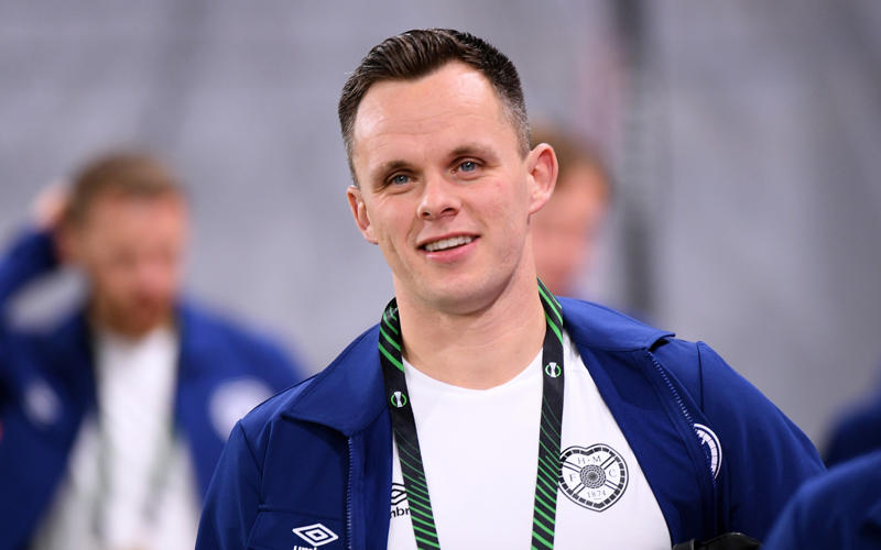 Latest transfer news headlines, Arsenal set new Gyokeres deadline, Osimhen chooses Man Utd move, Chelsea in talks over Dibling deal, Arsenal get huge Rodrygo boost, Madueke wants Arsenal move, Rashford chooses preferred next club, Woltemade to Bayern hits pothole, Calvert-Lewin receives Premier League, Bundesliga offers, DONE DEAL: Chelsea wonderkid joins Torino, Nwaneri in contract talks, Eze to push for Arsenal switch, Juventus to terminate Vlahovic?, DONE DEAL: Jonathan David joins Juventus, Martinelli to Saudi Arabia?, More on Gittens and Chelsea, Kyle Walker set for shock move, DONE DEAL: Keane extends Everton deal, Manchester City eye Inter defender, NEW: Man United tried for Ndidi last summer, Cunha handed No10 shirt, Man Utd quintet hand in transfer requests, Coutinho leaves Villa, Brownhill Burnley future uncertain, Hirst commits future to Ipswich, Scalvini top Newcastle target, Rashford to return to Man Utd, Galbraith set for Swans, David jets in for Juve medical, Cajuste attracting suitors, Charlton add Bell, Spurs appoint Martin Ho, Al-Nassr turn attention to Martinelli, Arsenal and Chelsea keeping tabs on Smit, Dumfries' release clause, Silva turns down Saudi, Williams speaks on new Bilbao deal, Man Utd not pursuing Calvert-Lewin, Tomiyasu to leave Arsenal, Nico Williams signs new deal, Man City appoint Andree Jeglertz, Arteta and Heinze set for Arsenal reunion, Gittens set for Chelsea move, DONE DEAL, David arrives for medical, Rodrygo boost, Arsenal to appoint Gabriel Heinze, Newcastle launch second Elanga bid, Arsenal hold fresh Madueke talks, Spurs looking to sell Richarlison, Diouf unimpressed by Burnley demands, Milambo signs for Brentford, Bournemouth close in on Diakite, Man City appoint Jeglertz, Newcastle launch Elanga bid, Gittens 'on verge' of Chelsea move, Milan complete Ricci deal, Shankland ends Hearts saga, Como to sign Kuhn, Pogba speaks on Monaco tears, Abraham joins Besiktas, Rodrygo set to leave Real, Juve keen on Sancho, but there is major stumbling block, Gittens latest, Manchester United in race against time to sign Mbeumo, Palace stand firm on Eze valuation, Conte targets £52m Lookman transfer, Sancho closing in on Man Utd exit, Sesko to Arsenal latest, Strasbourg agree deal for Chelsea target, PSG to rival Arsenal for Rodrygo, Man Utd prepare £43m Fabian Ruiz bid, Chelsea hold talks for Coulibaly, Arsenal given new Nico Williams hope, Chelsea eye Casado deal, Lookman price, Everton deal close, Arsenal get Cristhian Mosquera boost, Man Utd to sign Mbeumo this week, Sunderland close to Petrovic deal, New Tottenham bid for Kudus expected, Liverpool target Lukeba deal, Mosquera to Arsenal latest, Man Utd step up Watkins move, Arsenal handed new Rodrygo boost, Chelsea make shock bid for Real Madrid hero, Gyokeres agrees Arsenal deal, Chelsea exits, Kaoru Mitoma wants Brighton stay, DEAL AGREED, Joao Pedro shirt number, Giroud on Lille move, Crystal Palace make formal offer for Eze replacement, Pedro debut?, Juventus book David medical, Man Utd step up interest in '£60m' Watkins, DONE DEAL, New-look Chelsea, Fulham vindication, Premier League sides circle Leipzig star, Dani Olmo speaks out on Luis Diaz and Nico Williams