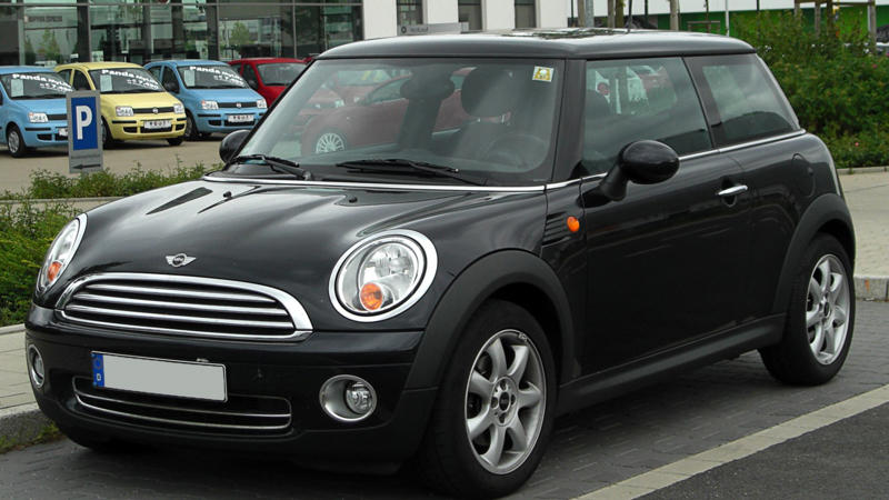 2. Kristen Stewart’s Mini Cooper 1. Cameron Diaz’s Toyota Prius, 2. Kristen Stewart’s Mini Cooper, 3. Shia LaBeouf’s Ford F-150, 4. Clint Eastwood’s GMC Typhoon, 5. Keanu Reeves’ Volvo 122, 6. Jennifer Lawrence’s Volkswagen Eos, 7. Daniel Radcliffe’s Fiat Grande Punto, 8. Leonardo DiCaprio’s Fisker Karma, 9. Mark Zuckerberg’s Acura TSX, 10. Ron Artest’s Hyundai Genesis, 1. Post Malone’s White Bugatti Chiron, 2. Kim Kardashian’s Custom Rolls-Royce, 3. Floyd Mayweather’s Bugatti Fleet, 4. Kylie Jenner’s Lamborghini Aventador, 5. Drake’s Mercedes-Maybach, 6. Simon Cowell’s Bentley Lineup, 7. Rick Ross’s Car Show Collection, 8. Travis Scott’s Rare Ferraris, 9. Beyoncé’s Rolls-Royce Silver Cloud, 10. Cristiano Ronaldo’s Bugatti Centodieci