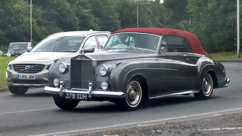 9. Beyoncé’s Rolls-Royce Silver Cloud 1. Cameron Diaz’s Toyota Prius, 2. Kristen Stewart’s Mini Cooper, 3. Shia LaBeouf’s Ford F-150, 4. Clint Eastwood’s GMC Typhoon, 5. Keanu Reeves’ Volvo 122, 6. Jennifer Lawrence’s Volkswagen Eos, 7. Daniel Radcliffe’s Fiat Grande Punto, 8. Leonardo DiCaprio’s Fisker Karma, 9. Mark Zuckerberg’s Acura TSX, 10. Ron Artest’s Hyundai Genesis, 1. Post Malone’s White Bugatti Chiron, 2. Kim Kardashian’s Custom Rolls-Royce, 3. Floyd Mayweather’s Bugatti Fleet, 4. Kylie Jenner’s Lamborghini Aventador, 5. Drake’s Mercedes-Maybach, 6. Simon Cowell’s Bentley Lineup, 7. Rick Ross’s Car Show Collection, 8. Travis Scott’s Rare Ferraris, 9. Beyoncé’s Rolls-Royce Silver Cloud, 10. Cristiano Ronaldo’s Bugatti Centodieci