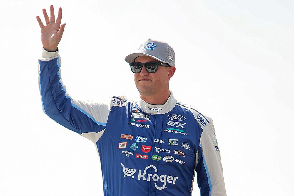 Ty Dillon (No. 32 seed) defeats Brad Keselowski (No. 17 seed), Alex Bowman (No. 8 seed) defeats Bubba Wallace (No. 9 seed), Chase Elliott (No. 5 seed) defeats John Hunter Nemechek (No. 12 seed) , Erik Jones (No. 20 seed) defeats Ricky Stenhouse Jr. (No. 29 seed), Ryan Preece (No. 15 seed) defeats Noah Gragson (No. 31 seed) , Tyler Reddick (No. 23 seed) defeats Carson Hocevar (No. 26 seed) , Ty Gibbs (No. 6 seed) defeats AJ Allmendinger (No. 22 seed), Chris Buescher (No. 3 seed) defeats Zane Smith (No. 14 seed)