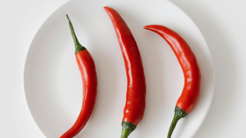 1. Boosts Collagen, 2. Powers Up Immune System, 3. Helps Wounds Heal Faster, 4. Fights Off Free Radical Damage, 5. Improves Iron Absorption, 6. May Lower Risk Of Heart Disease, 7. Supports Brain Health And Mood, 8. Eases Common Cold Severity, 9. Reduces Gout Flare-Ups, 10. Healthy Gums And Teeth, 1. Red Bell Peppers, 3. Broccoli, 4. Strawberries, 5. Guava, 6. Brussels Sprouts, 7. Papaya, 9. Chili Peppers, 10. Acerola Cherry