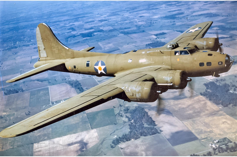 8: Boeing B-17 Flying Fortress 10. de Havilland Mosquito (1940), 10: de Havilland Mosquito, 9: Republic P-47 Thunderbolt (1941), 9: Republic P-47 Thunderbolt, 8: Boeing B-17 Flying Fortress (1938), 8: Boeing B-17 Flying Fortress, 7: Douglas C-47/DC-3 (1935), 7: Douglas C-47/DC-3, 6: Mil Mi-24 ‘Hind’ (1969), 6: Mil Mi-24 'Hind', 5: Avro Shackleton (1949), 5: Avro Shackleton, 4: Grumman F-14 Tomcat (1970), 4: Grumman F-14 Tomcat, 3: A-10 Thunderbolt II, 3: F-4 Phantom II, 3: C-130 Hercules, 2: Tupolev Tu-95 ‘Bear’ (1952), 2: Tupolev Tu-95 'Bear', 1: Boeing B-52 Stratofortress (1952)