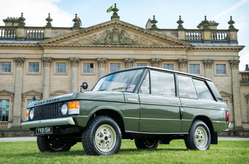 Range Rover The mighty V8 is falling., Aston Martin V8 Vantage, Bentley Arnage T, Cadillac CTS-V, Chevrolet Corvette, Daimler SP250, Dodge Challenger, Ferrari 355, Ford Mustang, Jaguar XJR, Jensen Interceptor, Lotus Esprit, McLaren P1, Mercedes-AMG C63, Morgan Plus 8, Porsche 928, Range Rover, Rolls-Royce Silver Shadow, Rover P5B, Toyota Land Cruiser, Vauxhall VXR8
