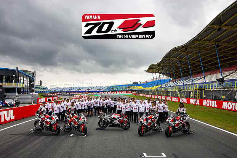 パオロ・パヴェジオ（Yamaha Motor Racing マネージング・ディレクター）, ファビオ・クアルタラロ選手（Monster Energy Yamaha MotoGP）, アレックス・リンス選手（Monster Energy Yamaha MotoGP）, パオロ・カンピノーティ（Prima Pramac Yamaha MotoGP チーム代表）, ジャック・ミラー選手（Prima Pramac Yamaha MotoGP）, ミゲール・オリベイラ選手（Prima Pramac Yamaha MotoGP）