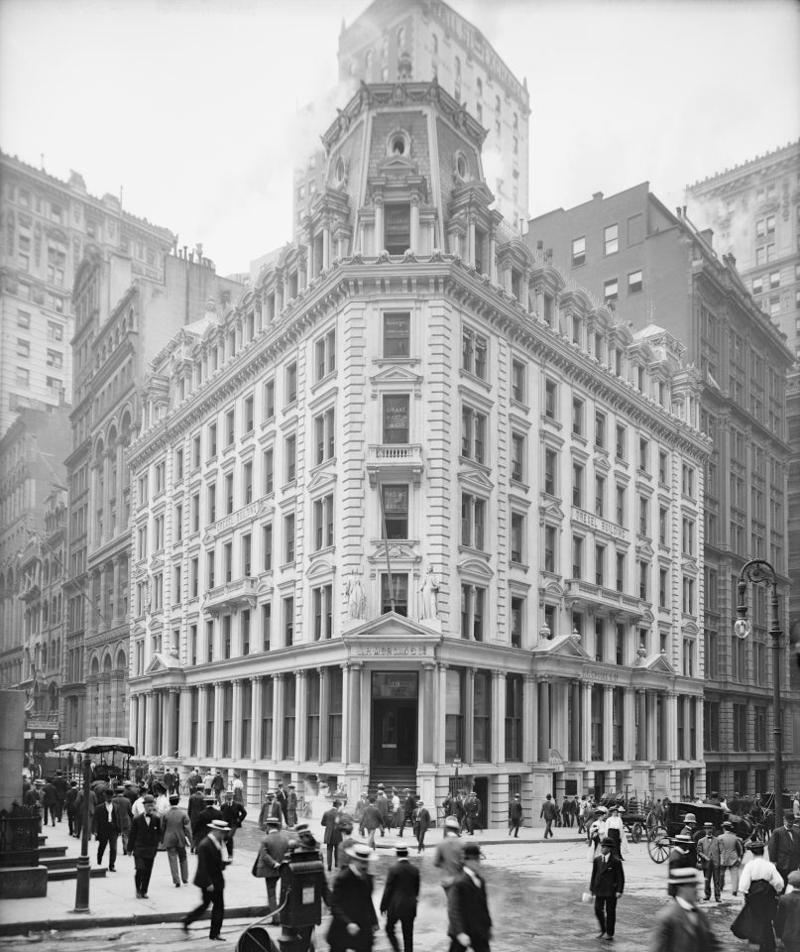 10. Macy’s, Inc., 9. CSX Corporation, 8. Consolidated Edison, Inc., 7. Altria Group, Inc., 6. Colgate-Palmolive Company, 5. DuPont de Nemours, Inc., 4. JPMorgan Chase &amp; Co., 3. State Street Corporation, 2. The Bank of New York Mellon Corporation, 1. Molson Coors Beverage Company