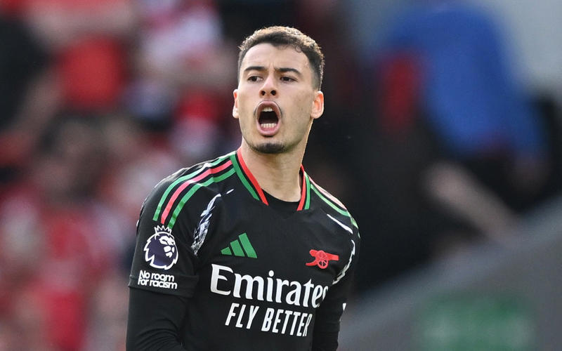 Latest transfer news headlines, Charlton add Bell, Spurs appoint Martin Ho, Al-Nassr turn attention to Martinelli, Arsenal and Chelsea keeping tabs on Smit, Dumfries' release clause, Silva turns down Saudi, Williams speaks on new Bilbao deal, Man Utd not pursuing Calvert-Lewin, Tomiyasu to leave Arsenal, Nico Williams signs new deal, Man City appoint Andree Jeglertz, Arteta and Heinze set for Arsenal reunion, Gittens set for Chelsea move, DONE DEAL, David arrives for medical, Rodrygo boost, Arsenal to appoint Gabriel Heinze, Newcastle launch second Elanga bid, Arsenal hold fresh Madueke talks, Spurs looking to sell Richarlison, Diouf unimpressed by Burnley demands, Milambo signs for Brentford, Bournemouth close in on Diakite, Man City appoint Jeglertz, Newcastle launch Elanga bid, Gittens 'on verge' of Chelsea move, Milan complete Ricci deal, Shankland ends Hearts saga, Como to sign Kuhn, Pogba speaks on Monaco tears, Abraham joins Besiktas, Rodrygo set to leave Real, Juve keen on Sancho, but there is major stumbling block, Gittens latest, Manchester United in race against time to sign Mbeumo, Palace stand firm on Eze valuation, Conte targets £52m Lookman transfer, Sancho closing in on Man Utd exit, Sesko to Arsenal latest, Strasbourg agree deal for Chelsea target, PSG to rival Arsenal for Rodrygo, Man Utd prepare £43m Fabian Ruiz bid, Chelsea hold talks for Coulibaly, Arsenal given new Nico Williams hope, Chelsea eye Casado deal, Lookman price, Everton deal close, Arsenal get Cristhian Mosquera boost, Man Utd to sign Mbeumo this week, Sunderland close to Petrovic deal, New Tottenham bid for Kudus expected, Liverpool target Lukeba deal, Mosquera to Arsenal latest, Man Utd step up Watkins move, Arsenal handed new Rodrygo boost, Chelsea make shock bid for Real Madrid hero, Gyokeres agrees Arsenal deal, Chelsea exits, Kaoru Mitoma wants Brighton stay, DEAL AGREED, Joao Pedro shirt number, Giroud on Lille move, Crystal Palace make formal offer for Eze replacement, Pedro debut?, Juventus book David medical, Man Utd step up interest in '£60m' Watkins, DONE DEAL, New-look Chelsea, Fulham vindication, Premier League sides circle Leipzig star, Dani Olmo speaks out on Luis Diaz and Nico Williams, DONE DEAL: Valentin Barco joins Strasbourg, DONE DEAL: Baena joins Atletico Madrid, Other options for Petrovic, Yoan Bonny to Inter: Here we go, Victor Boniface to stay at Leverkusen, Sunderland continue squad overhaul, Djorde Petrovic finds new home, Lyon set Fofana fee, Immobile Besiktas deal terminated, Hurzeler speaks on Pedro departure, DONE DEAL! Chelsea sign £60m Joao Pedro, Suarez considering retirement, Liverpool confirm appointment of ex-Arsenal player, Manchester United confirm interest in Ruiz, DONE DEAL: Spurs add Tōko Koga, Goodman extends Crystal Palace deal before new loan, Barcelona cannot register Williams, Brentford to announce Milambo signing, DONE DEAL! Quansah joins Leverkusen, BREAKING NEWS: Branthwaite signs new Everton contract, Liverpool reject Bayern's Diaz bid, Man City set to begin Dias contract talks, Liverpool in advanced talks over Guehi deal, West Ham fail with Diouf bid, Chelsea set to announce £60m Joao Pedro