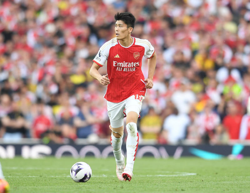 Transfer news live, Newcastle still chasing James Trafford, Richarlison on the move?, Tammy Abraham joins Besiktas on loan, Lawrence Shankland returns to Hearts, Arsenal learn Williams release clause, Como set to sign star Celtic winger Nicolas Kuhn, Nico Williams signs monster contract with Athletic Club, Brentford hold firm on Bryan Mbeumo price, Southampton reject bid for Taylor Harwood-Bellis, Arsenal given Rodrygo boost?, Tomiyasu to leave Arsenal, Kenny Tete ends speculation over future by signing new Fulham deal, Hurzeler on keeping Mitoma, Mitoma wants to stay at Brighton, Arsenal lead Eberechi Eze race over Tottenham, Viktor Gyokeres agrees deal with Arsenal?, Antoine Semenyo signs new Bournemouth contract, United to get deal for Dumfries?, Tottenham target Mohammed Kudus, Man City begin Ruben Dias contract extension talks, Bayern want Rashford?, Mosquera wants to leave Valencia amid Arsenal interest, Ollie Watkins emerges as Manchester United transfer target, Dortmund confirm Jamie Gittens agreement, Newcastle submit improved bid for Anthony Elanga