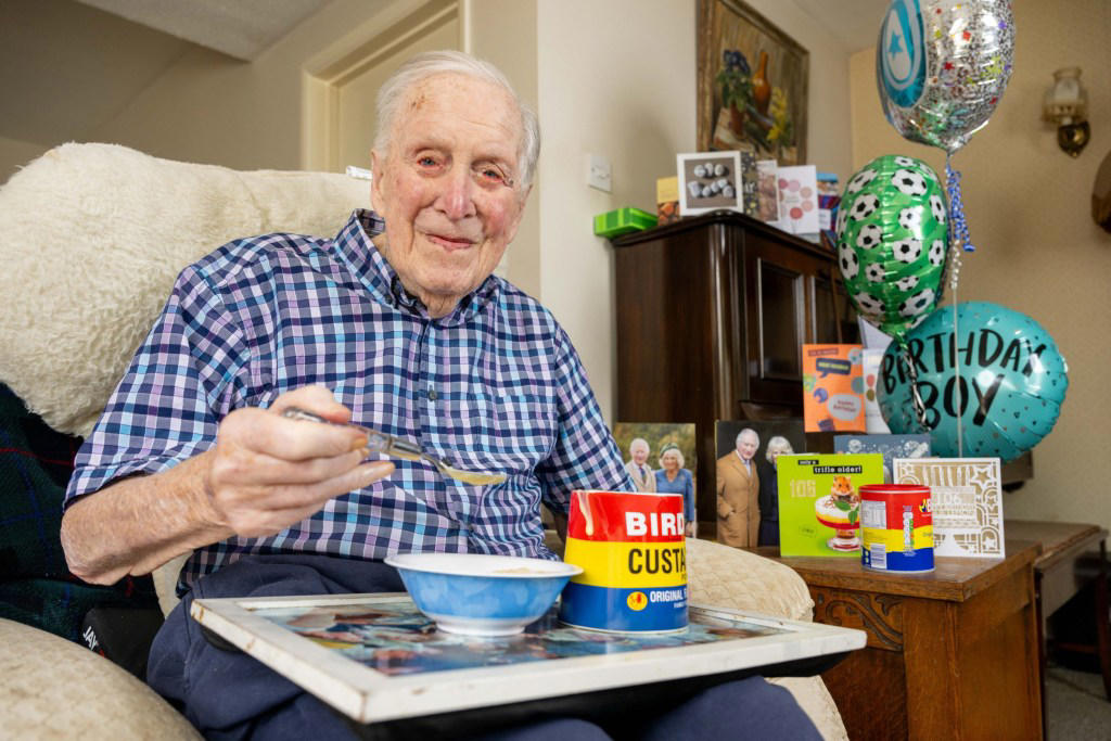 106-year-old man gives secret to long life — and he eats a mug of it every day