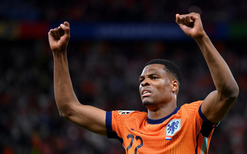 Latest transfer news headlines, Gyokeres to Arsenal fee revealed, Tottenham get Kudus boost, Arsenal reveal Martin Zubimendi shirt number, Gyokeres to Arsenal update, Arsenal close in on Gyokeres, Arteta: Zubimendi could be key signing for Arsenal, Arsenal confirm Zubimendi signing, Kudus to Tottenham update, Barcelona to step up Rashford move, Spurs eye Kudus alternative, Chelsea outcast eyes homecoming, Tottenham plan second Kudus bid next week, Man Utd make shock move for Calvert-Lewin, Arsenal in Gyokeres breakthrough, Nwaneri to Chelsea twist, Arsenal plot opening Madueke bid, Reece James sends fitness update, Fran Garcia on his future, Nwaneri 'reluctant' to sign new Arsenal deal, Chelsea and Arsenal to hold Madueke talks, Tottenham plot second bid for Kudus after £50m offer rejected, Walker speaks on shock Burnley move, Porto chasing Sainz, Jackson future in doubt?, No offers for Madueke, Stoke land Mubama, Watford sign Semedo, Done deal! Brighton land left-back, Chelsea interested in Nwaneri, Arsenal agree Madueke deal, Done deal! Chelsea sign Gittens, Arsenal face new Rodrygo rival, Arsenal step up Madueke talks, Gyokeres set for Sporting return, Maksym Taloverov joins Stoke, Arsenal get Madueke boost, Man Utd reveal Leon plan, Walker reacts to Burnley move, Man Utd confirm Leon signing, DONE DEAL, Arsenal 'prepare' Gyokeres move, Palmer praises Estevao, Man Utd stars to seek summer moves, Cunha shirt number, Gittens announcement imminent, Maresca on Madueke's future, Arsenal set new Gyokeres deadline, Osimhen chooses Man Utd move, Chelsea in talks over Dibling deal, Arsenal get huge Rodrygo boost, Madueke wants Arsenal move, Rashford chooses preferred next club, Woltemade to Bayern hits pothole, Calvert-Lewin receives Premier League, Bundesliga offers, DONE DEAL: Chelsea wonderkid joins Torino, Nwaneri in contract talks, Eze to push for Arsenal switch, Juventus to terminate Vlahovic?, DONE DEAL: Jonathan David joins Juventus, Martinelli to Saudi Arabia?, More on Gittens and Chelsea, Kyle Walker set for shock move, DONE DEAL: Keane extends Everton deal, Manchester City eye Inter defender, NEW: Man United tried for Ndidi last summer, Cunha handed No10 shirt, Man Utd quintet hand in transfer requests, Coutinho leaves Villa, Brownhill Burnley future uncertain, Hirst commits future to Ipswich, Scalvini top Newcastle target, Rashford to return to Man Utd, Galbraith set for Swans, David jets in for Juve medical, Cajuste attracting suitors, Charlton add Bell, Spurs appoint Martin Ho, Al-Nassr turn attention to Martinelli, Arsenal and Chelsea keeping tabs on Smit, Dumfries' release clause, Silva turns down Saudi, Williams speaks on new Bilbao deal, Man Utd not pursuing Calvert-Lewin, Tomiyasu to leave Arsenal, Nico Williams signs new deal, Man City appoint Andree Jeglertz, Arteta and Heinze set for Arsenal reunion, Gittens set for Chelsea move, DONE DEAL, David arrives for medical, Rodrygo boost, Arsenal to appoint Gabriel Heinze, Newcastle launch second Elanga bid, Arsenal hold fresh Madueke talks, Spurs looking to sell Richarlison, Diouf unimpressed by Burnley demands, Milambo signs for Brentford, Bournemouth close in on Diakite, Man City appoint Jeglertz, Newcastle launch Elanga bid