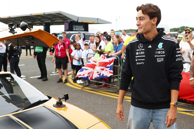 Liam Lawson, Red Bull Racing, Lando Norris, McLaren, Morgan Rogers, Alex Albon, Williams, George Russell, Mercedes, Zak Brown, McLaren, Tom Kerridge, Gabriel Bortoleto, Sauber, Zak Brown, McLaren, Lando Norris, McLaren, David Richards, Chairman of Prodrive and Hugh Chambers, CEO of Motorsport UK, Tim Mayer, Tim Mayer, Isack Hadjar, RB F1 Team, Andrea Kimi Antonelli, Mercedes, Carlos Sainz, Williams, Lando Norris, McLaren, Alex Albon, Williams, Morgan Rogers, Paul Aron, Sauber, Lando Norris, McLaren, Fernando Alonso, Aston Martin Racing, George Russell, Mercedes, Oscar Piastri, McLaren, Charles Leclerc, Ferrari, Lando Norris, McLaren, Fernando Alonso, Aston Martin Racing, Felipe Drugovich, Aston Martin, Nico Hulkenberg, Sauber, Lando Norris, McLaren, Fernando Alonso, Aston Martin Racing, Felipe Drugovich, Aston Martin