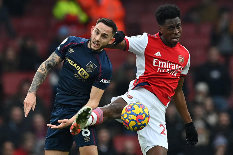 Latest transfer news headlines, Gyokeres to Arsenal fee revealed, Tottenham get Kudus boost, Arsenal reveal Martin Zubimendi shirt number, Gyokeres to Arsenal update, Arsenal close in on Gyokeres, Arteta: Zubimendi could be key signing for Arsenal, Arsenal confirm Zubimendi signing, Kudus to Tottenham update, Barcelona to step up Rashford move, Spurs eye Kudus alternative, Chelsea outcast eyes homecoming, Tottenham plan second Kudus bid next week, Man Utd make shock move for Calvert-Lewin, Arsenal in Gyokeres breakthrough, Nwaneri to Chelsea twist, Arsenal plot opening Madueke bid, Reece James sends fitness update, Fran Garcia on his future, Nwaneri 'reluctant' to sign new Arsenal deal, Chelsea and Arsenal to hold Madueke talks, Tottenham plot second bid for Kudus after £50m offer rejected, Walker speaks on shock Burnley move, Porto chasing Sainz, Jackson future in doubt?, No offers for Madueke, Stoke land Mubama, Watford sign Semedo, Done deal! Brighton land left-back, Chelsea interested in Nwaneri, Arsenal agree Madueke deal, Done deal! Chelsea sign Gittens, Arsenal face new Rodrygo rival, Arsenal step up Madueke talks, Gyokeres set for Sporting return, Maksym Taloverov joins Stoke, Arsenal get Madueke boost, Man Utd reveal Leon plan, Walker reacts to Burnley move, Man Utd confirm Leon signing, DONE DEAL, Arsenal 'prepare' Gyokeres move, Palmer praises Estevao, Man Utd stars to seek summer moves, Cunha shirt number, Gittens announcement imminent, Maresca on Madueke's future, Arsenal set new Gyokeres deadline, Osimhen chooses Man Utd move, Chelsea in talks over Dibling deal, Arsenal get huge Rodrygo boost, Madueke wants Arsenal move, Rashford chooses preferred next club, Woltemade to Bayern hits pothole, Calvert-Lewin receives Premier League, Bundesliga offers, DONE DEAL: Chelsea wonderkid joins Torino, Nwaneri in contract talks, Eze to push for Arsenal switch, Juventus to terminate Vlahovic?, DONE DEAL: Jonathan David joins Juventus, Martinelli to Saudi Arabia?, More on Gittens and Chelsea, Kyle Walker set for shock move, DONE DEAL: Keane extends Everton deal, Manchester City eye Inter defender, NEW: Man United tried for Ndidi last summer, Cunha handed No10 shirt, Man Utd quintet hand in transfer requests, Coutinho leaves Villa, Brownhill Burnley future uncertain, Hirst commits future to Ipswich, Scalvini top Newcastle target, Rashford to return to Man Utd, Galbraith set for Swans, David jets in for Juve medical, Cajuste attracting suitors, Charlton add Bell, Spurs appoint Martin Ho, Al-Nassr turn attention to Martinelli, Arsenal and Chelsea keeping tabs on Smit, Dumfries' release clause, Silva turns down Saudi, Williams speaks on new Bilbao deal, Man Utd not pursuing Calvert-Lewin, Tomiyasu to leave Arsenal, Nico Williams signs new deal, Man City appoint Andree Jeglertz, Arteta and Heinze set for Arsenal reunion, Gittens set for Chelsea move, DONE DEAL, David arrives for medical, Rodrygo boost, Arsenal to appoint Gabriel Heinze, Newcastle launch second Elanga bid, Arsenal hold fresh Madueke talks, Spurs looking to sell Richarlison, Diouf unimpressed by Burnley demands, Milambo signs for Brentford, Bournemouth close in on Diakite, Man City appoint Jeglertz, Newcastle launch Elanga bid
